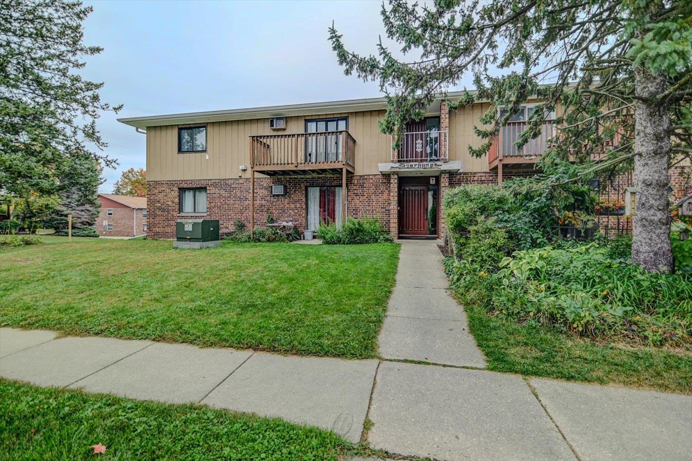 2829 Coho Street 6