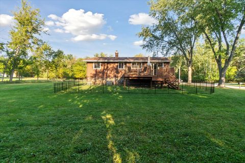 Tiny photo for 570 Sherwood Lane, Green Lake, WI 54941 (MLS # 2009451)