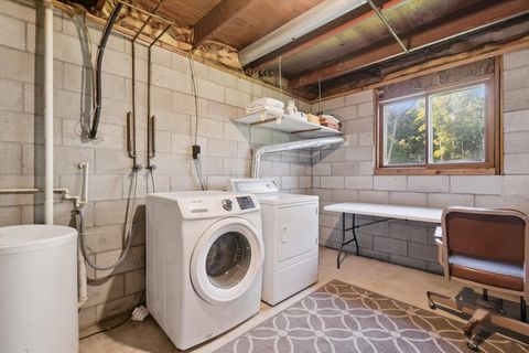 Tiny photo for 570 Sherwood Lane, Green Lake, WI 54941 (MLS # 2009451)