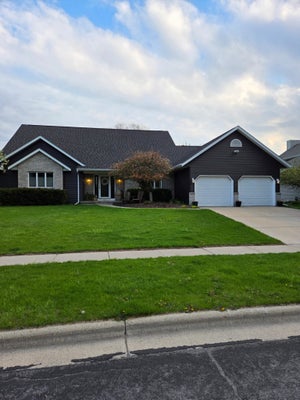 200 FAIRBROOK DR, WAUNAKEE, WI 53597 - Image 2d9192516004fc736a922211aa41be4b/83573973