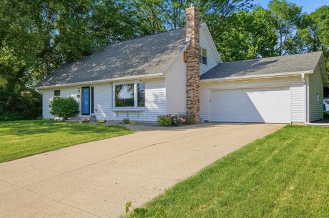 Photo of 3072 Niesen Street, Cross Plains, WI 53528 (MLS # 2024382)
