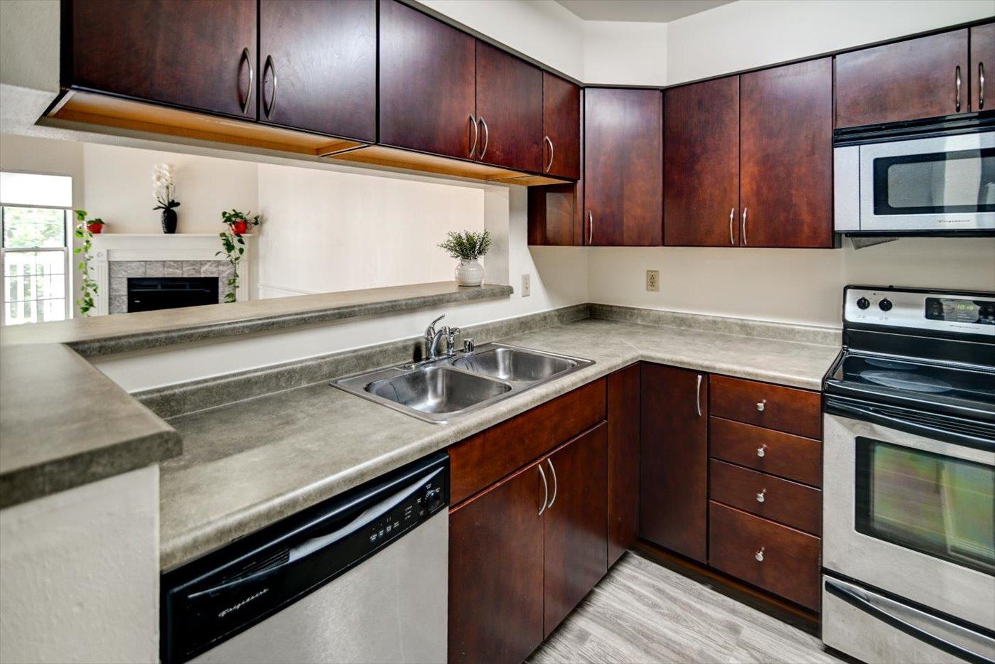 901 Harbor House Drive 5