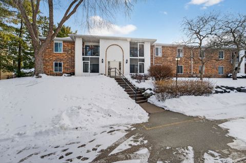 Photo of 57 Golf Course Road D #D, Madison, WI 53704 (MLS # 2016104)