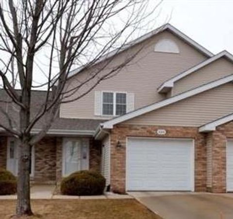 Photo of 1084 Stonewood Crossing, Sun Prairie, WI 53590 (MLS # 2018158)