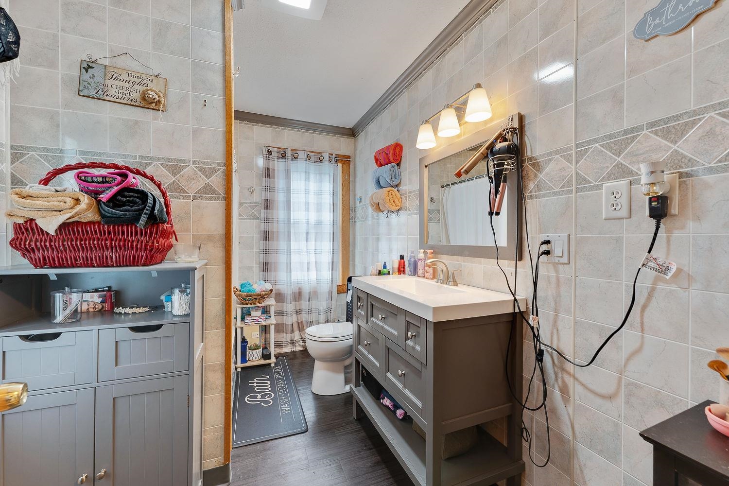 Hillsboro, Wisconsin 54634, United States, 3 Bedrooms Bedrooms, ,2 BathroomsBathrooms,Residential,Active,189868