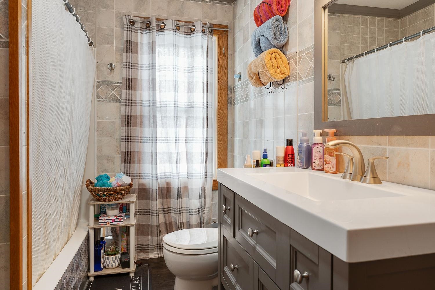 Hillsboro, Wisconsin 54634, United States, 3 Bedrooms Bedrooms, ,2 BathroomsBathrooms,Residential,Active,189868