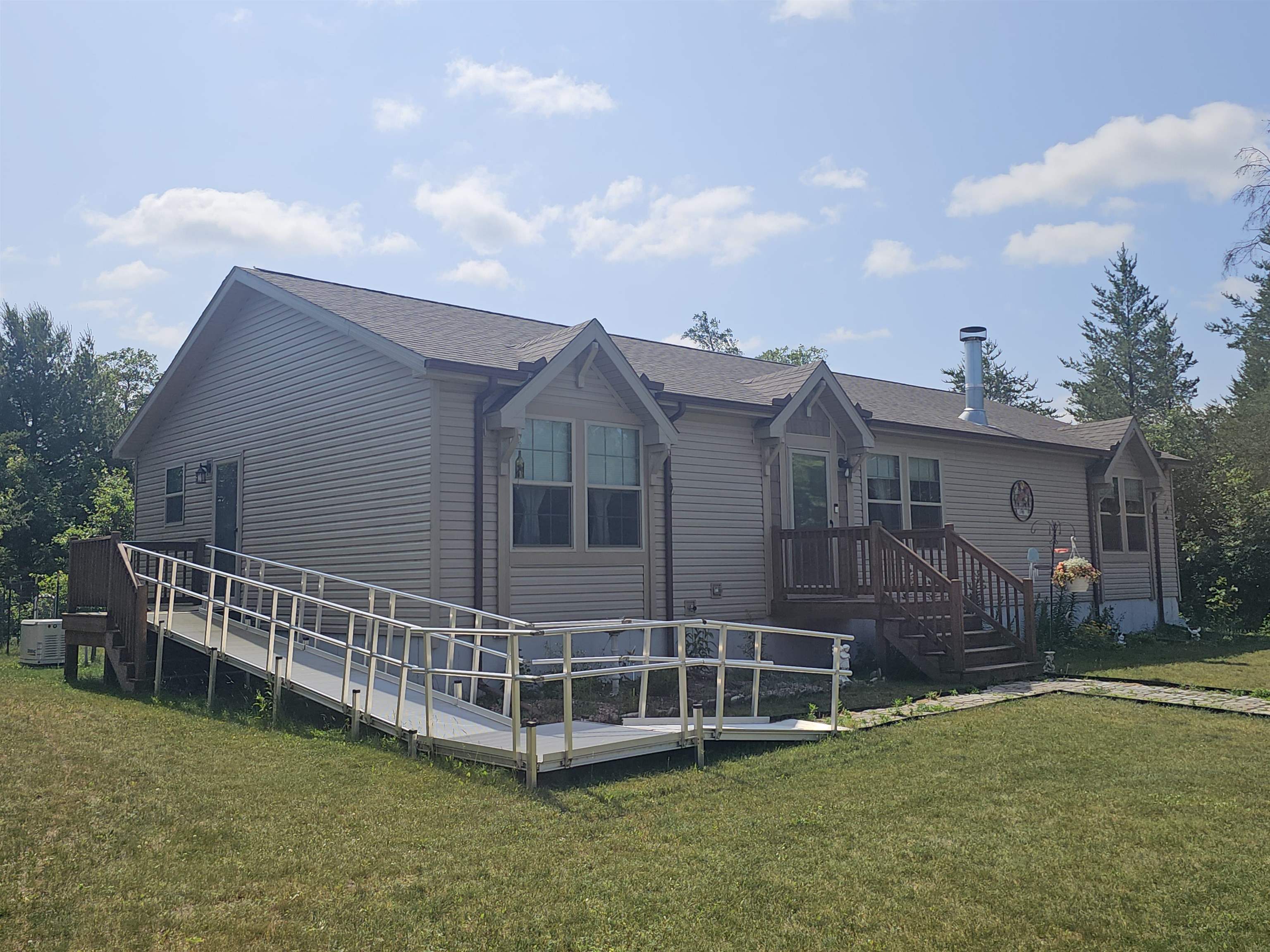 N10340 16th Avenue