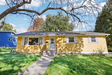 1418 Mayfield Lane, Madison, WI 53704 - #: 1999203