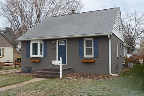 Photo of 60 Grand Avenue, Prairie Du Sac, WI 53578 (MLS # 2013011)