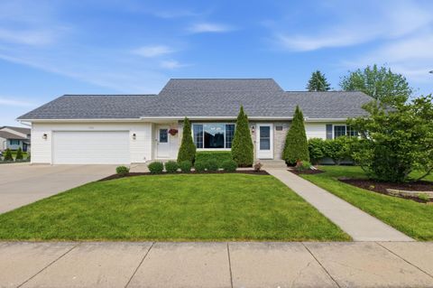 Photo of 1000 Monteray Lane, Waunakee, WI 53597 (MLS # 2024242)