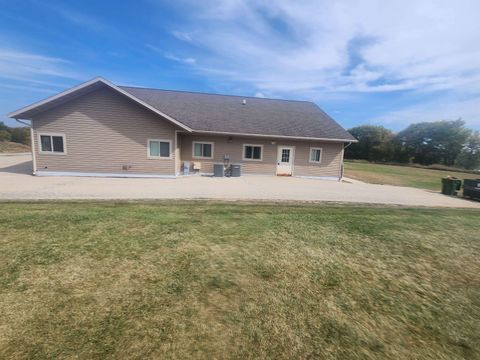 Tiny photo for 340 Enterprise Drive, Markesan, WI 53946 (MLS # 1997554)