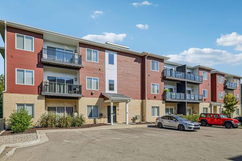 Photo of 1601 N Windsor Avenue 209 #209, Cottage Grove, WI 53527 (MLS # 2017415)