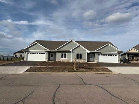 Photo of 3106 S Bartells Drive, Beloit, WI 53511 (MLS # 2017126)
