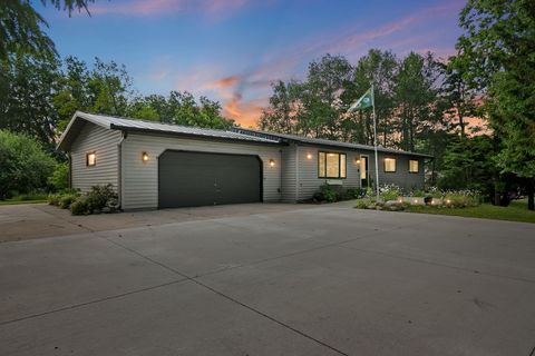 Photo of N1544 Poeppel Road, Fort Atkinson, WI 53538 (MLS # 2025683)