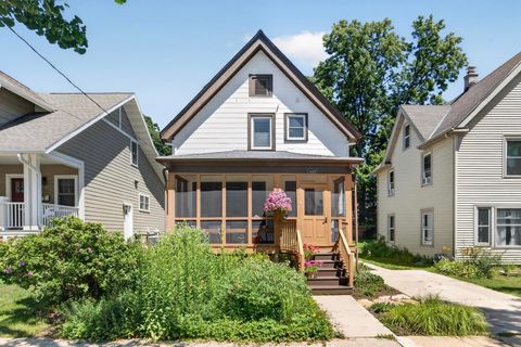Photo of 1422 Chandler Street, Madison, WI 53711 (MLS # 2028322)