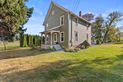 Photo of 516 E Beloit Street, Orfordville, WI 53576 (MLS # 2014426)