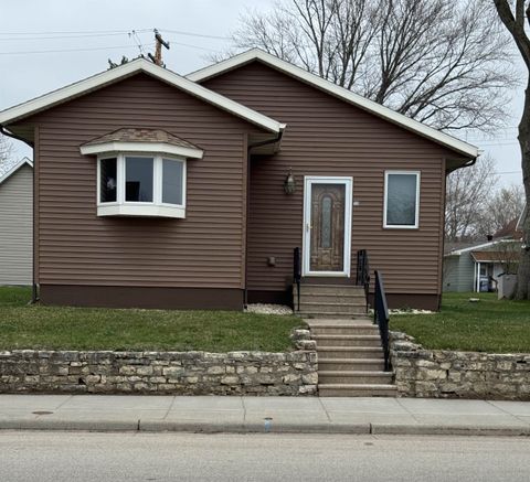 Photo of 139 S Main Street, Stoddard, WI 54658 (MLS # 2020815)