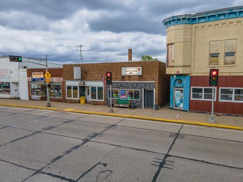 Tiny photo for 125 W BANNERMAN Avenue, Redgranite, WI 54970 (MLS # NE50308673)