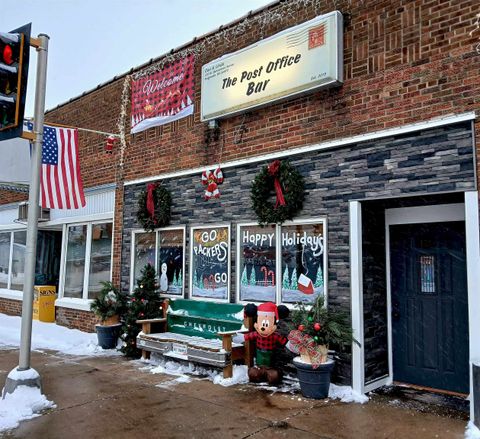 Photo of 125 W BANNERMAN Avenue, Redgranite, WI 54970 (MLS # NE50308673)