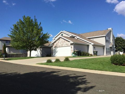 Photo of 3076 Selkirk Drive, Sun Prairie, WI 53590 (MLS # 2020534)