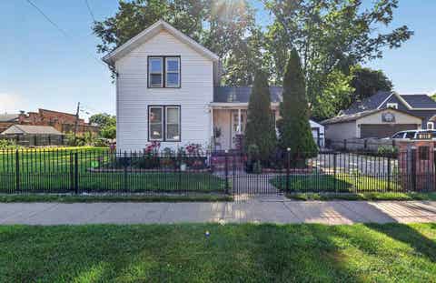 Photo of 511 8th Street, Beloit, WI 53511 (MLS # 2029515)