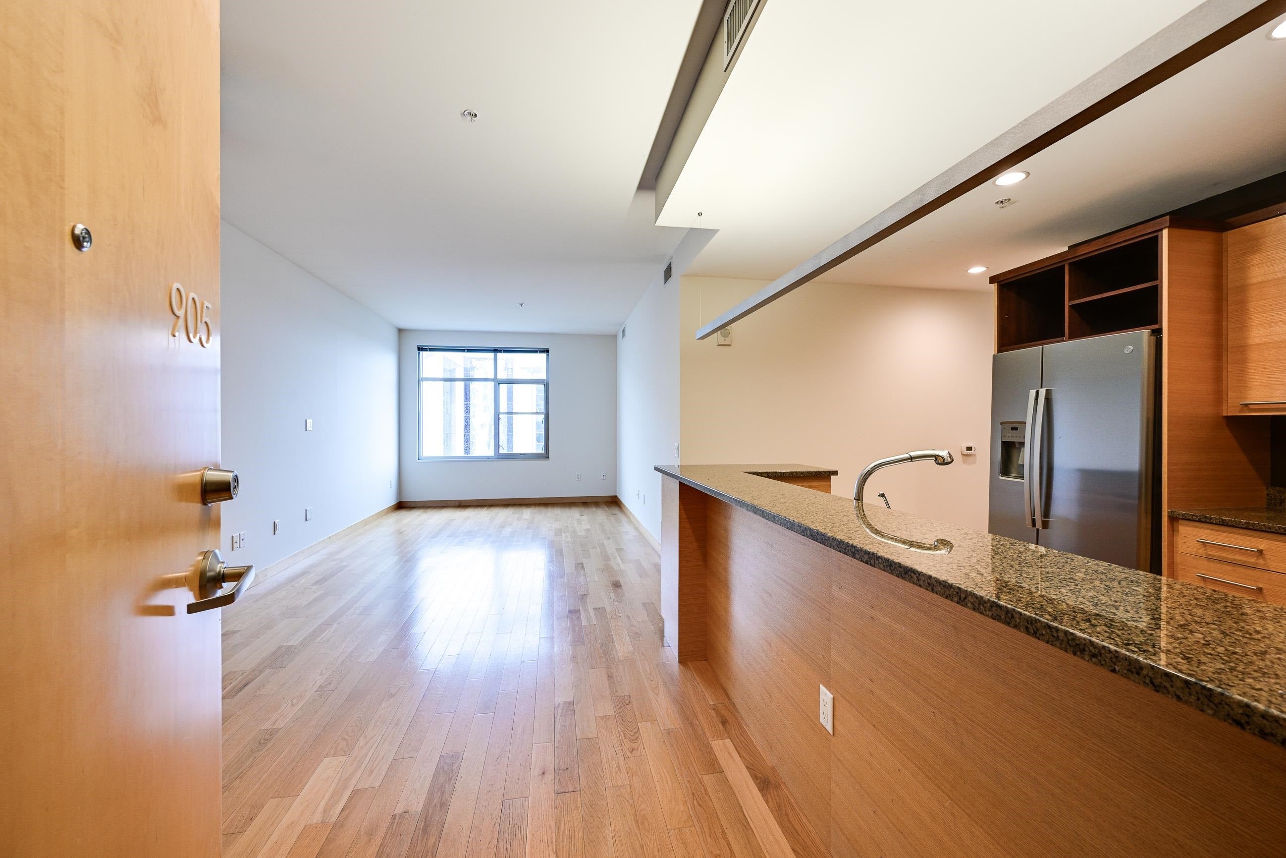 309 W Washington Avenue 905