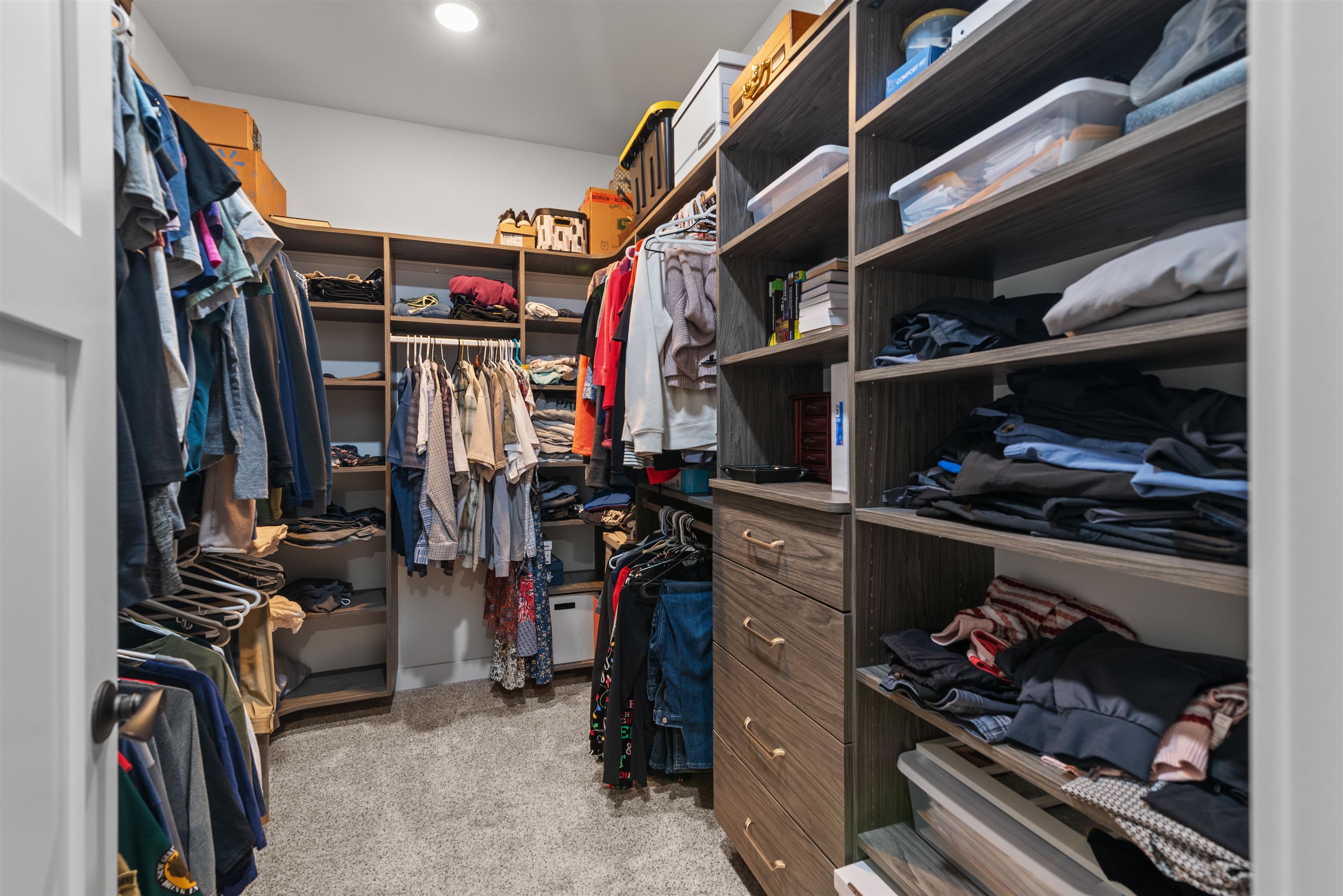 Fort Atkinson, Wisconsin 53538, United States, 3 Bedrooms Bedrooms, ,3 BathroomsBathrooms,Residential,Active,237316