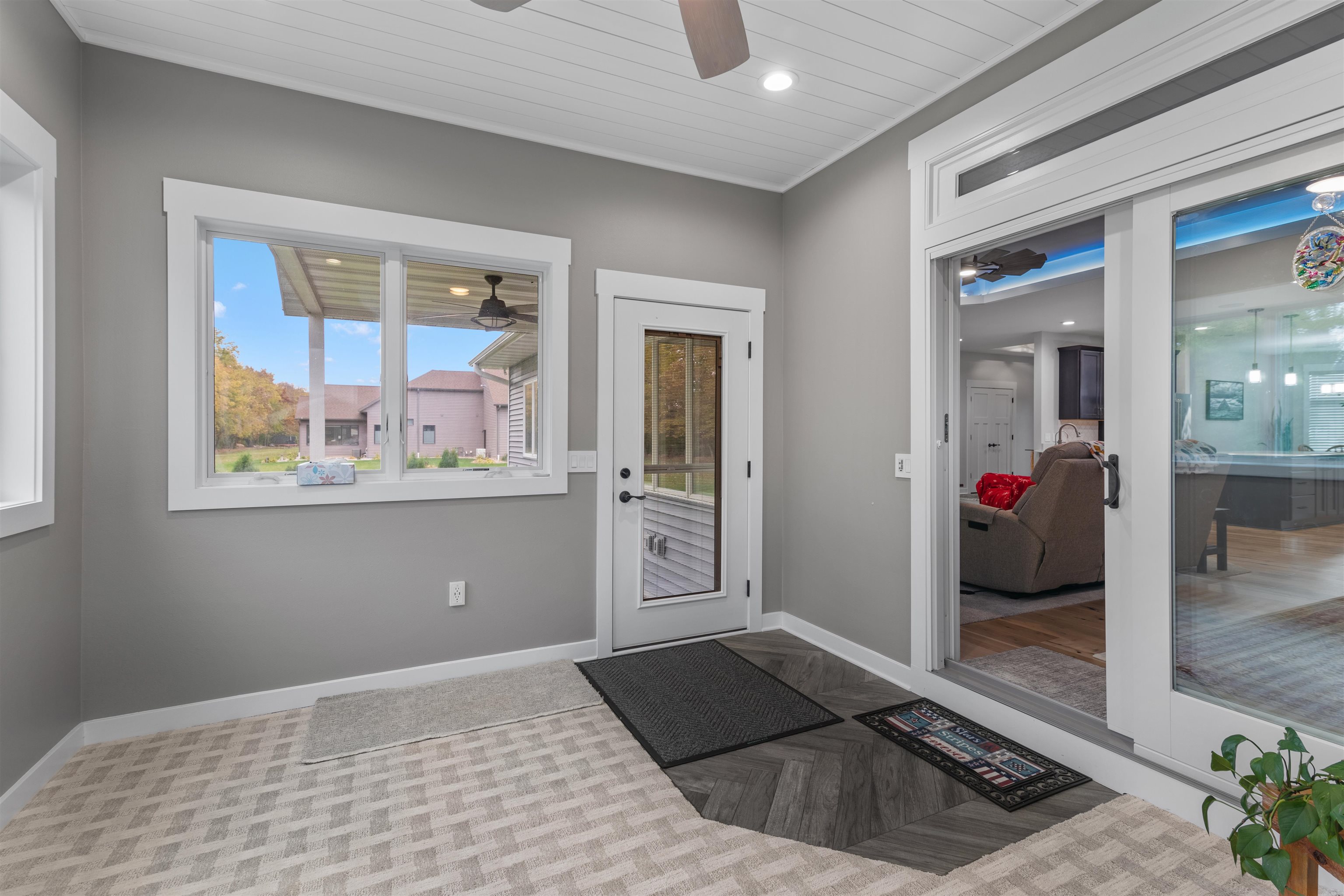 Fort Atkinson, Wisconsin 53538, United States, 3 Bedrooms Bedrooms, ,3 BathroomsBathrooms,Residential,Active,237316