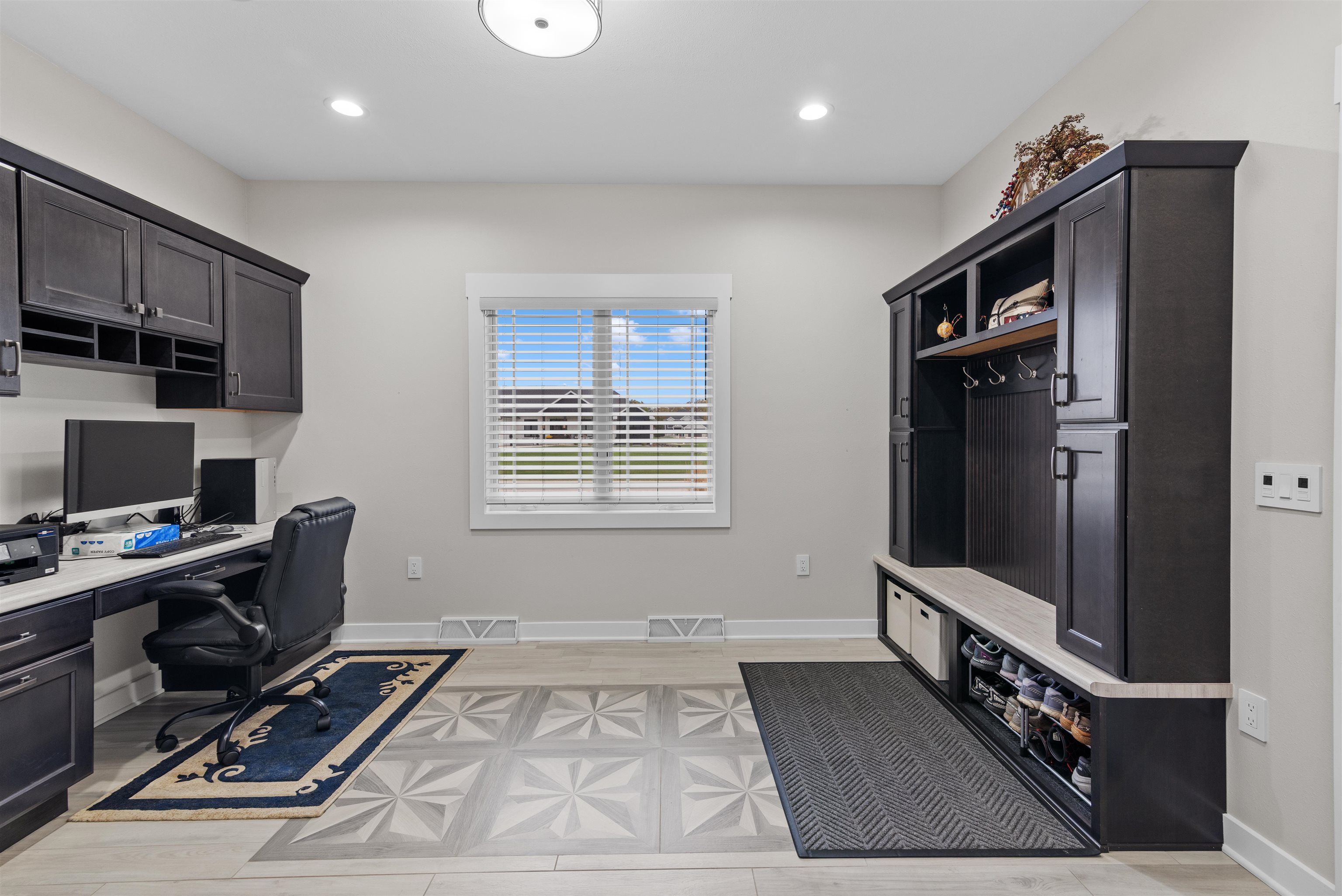 Fort Atkinson, Wisconsin 53538, United States, 3 Bedrooms Bedrooms, ,3 BathroomsBathrooms,Residential,Active,237316