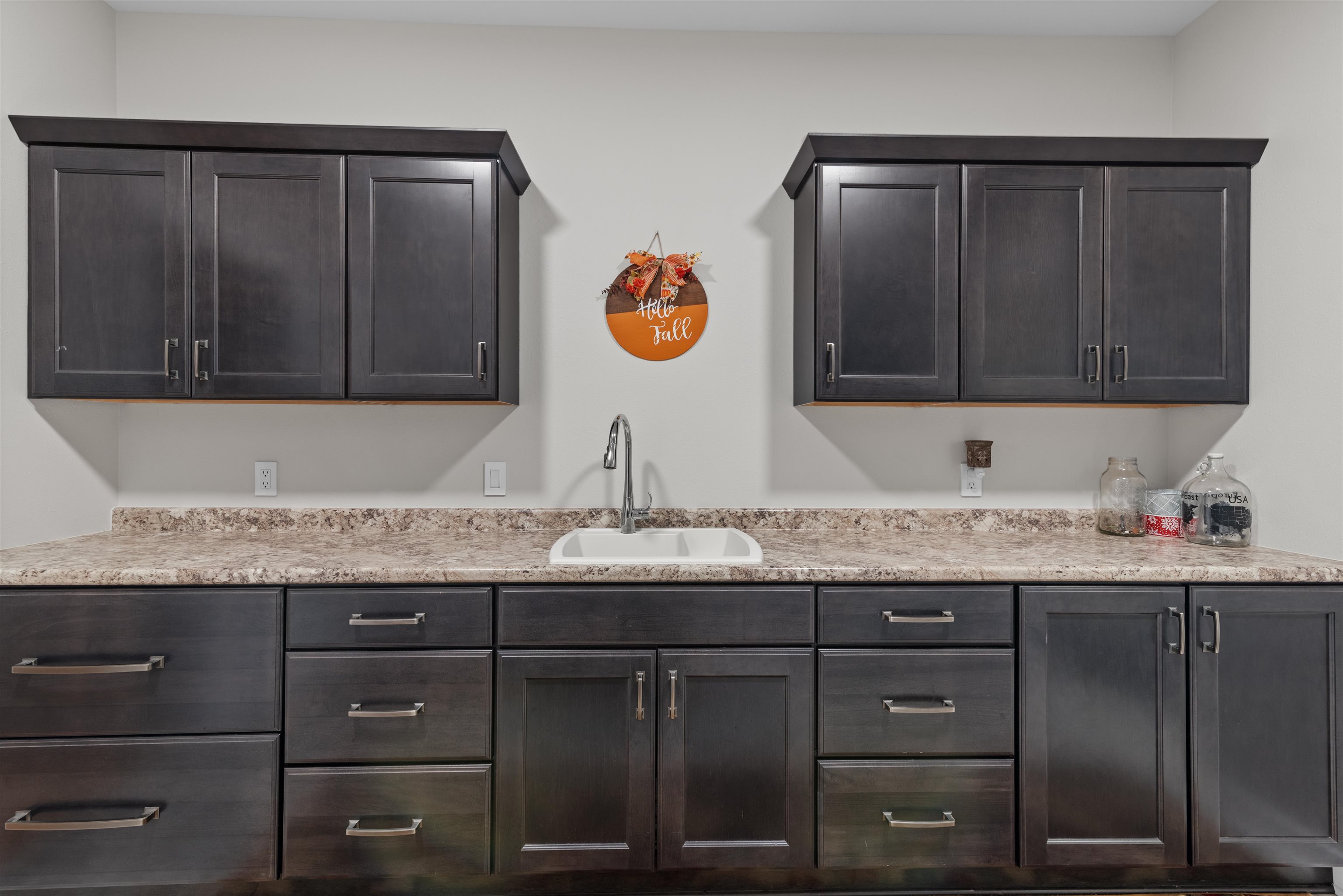 Fort Atkinson, Wisconsin 53538, United States, 3 Bedrooms Bedrooms, ,3 BathroomsBathrooms,Residential,Active,237316