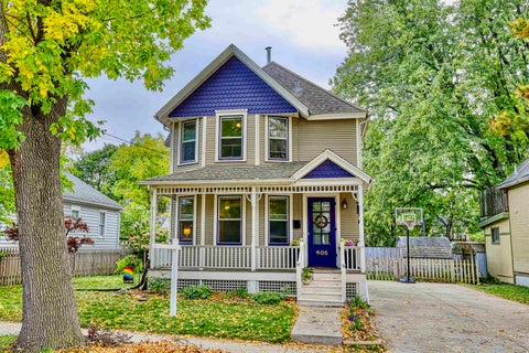 Photo of 605 W Olin Avenue, Madison, WI 53715 (MLS # 2034050)