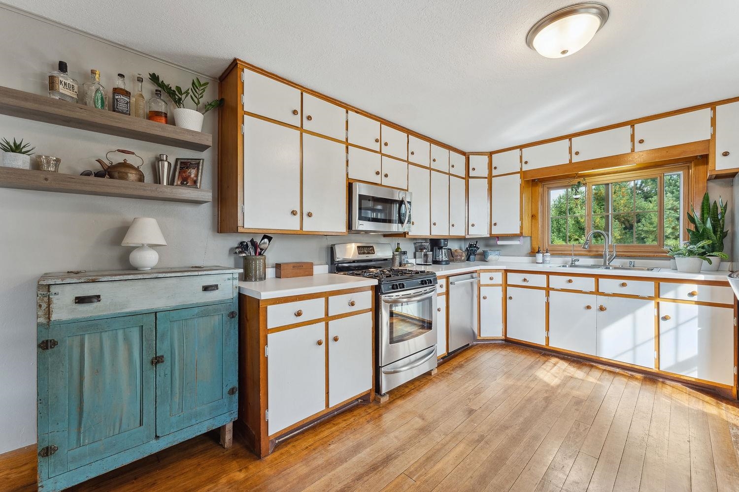 Wonewoc, Wisconsin 53968, United States, 3 Bedrooms Bedrooms, ,2 BathroomsBathrooms,Residential,Active,42736