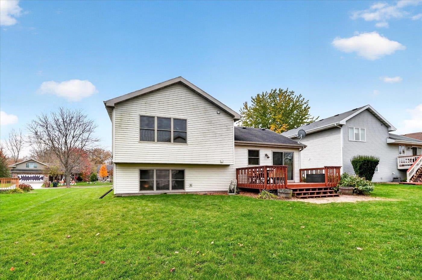 7126 Heather Glen Drive