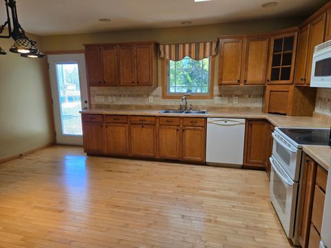 Tiny photo for 402 A Quincy Street, Friendship, WI 53934 (MLS # 2009976)