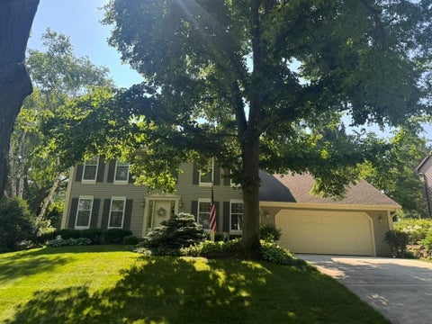 Photo of 6333 Stonefield Stonefield Road, Middleton, WI 53562 (MLS # 2028070)