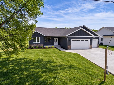 Photo of 2004 W 4th Avenue, Brodhead, WI 53520 (MLS # 2024390)