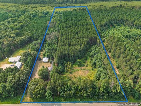 Tiny photo for 231 Cottonville Lane, Coloma, WI 54930 (MLS # 2006084)