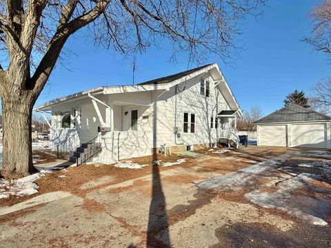 Photo of 1614 N Washington Street, Janesville, WI 53548 (MLS # 2013958)