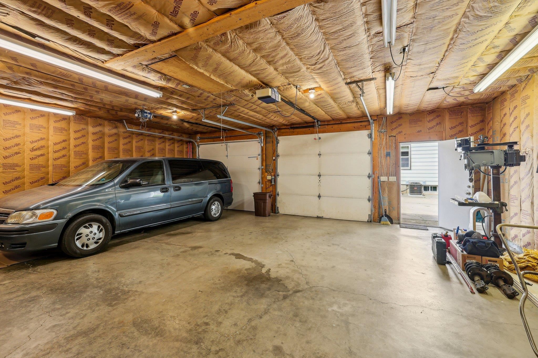 Madison, Wisconsin 53714, United States, 4 Bedrooms Bedrooms, ,2 BathroomsBathrooms,Residential,Active,134339