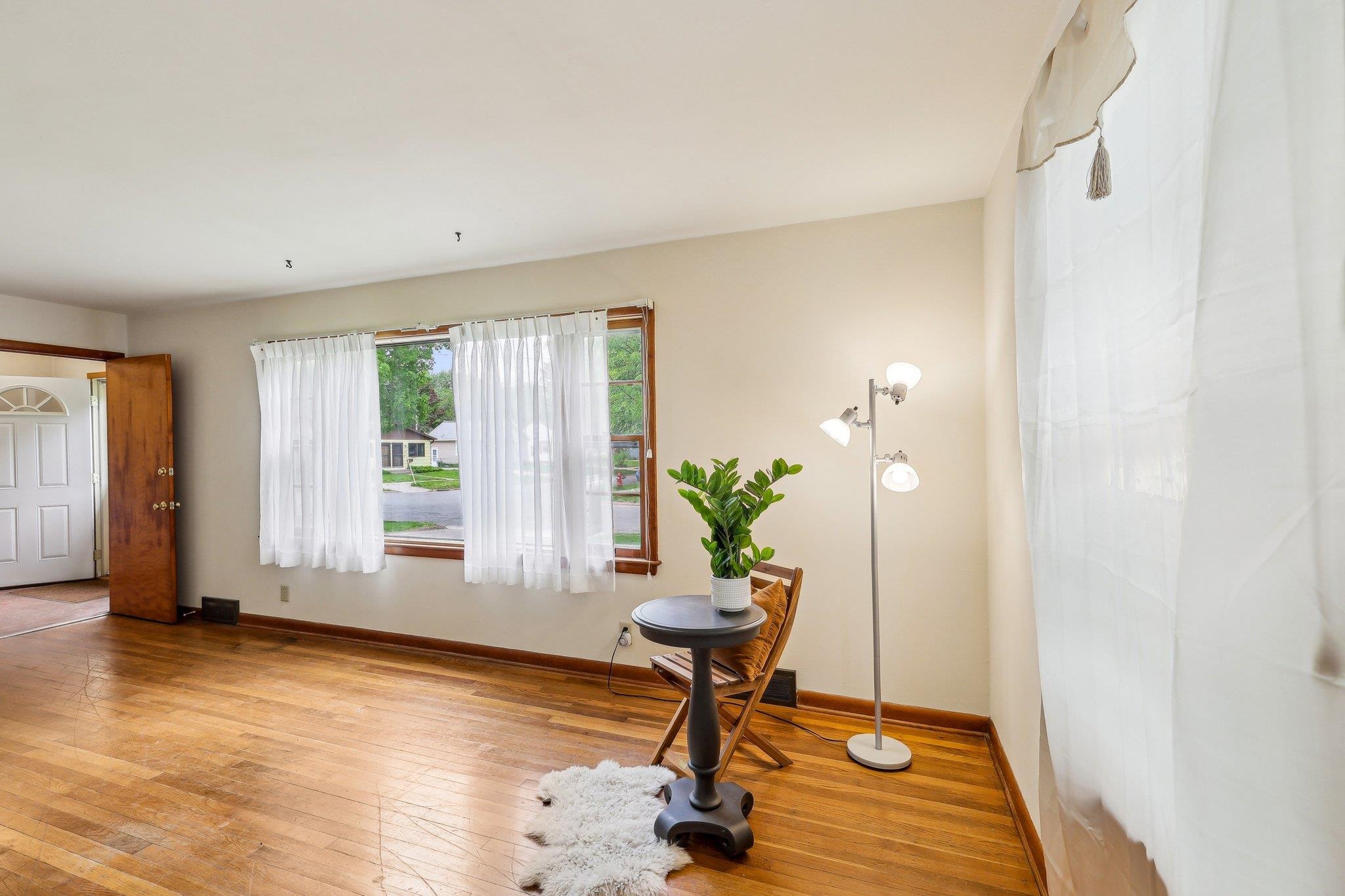 Madison, Wisconsin 53714, United States, 4 Bedrooms Bedrooms, ,2 BathroomsBathrooms,Residential,Active,134339