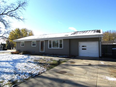 Photo of 1220 S Grant Avenue, Janesville, WI 53546 (MLS # 2012261)