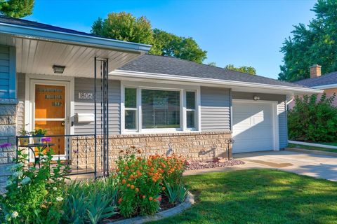Photo of 1806 Sachtjen Street, Madison, WI 53704 (MLS # 2019744)