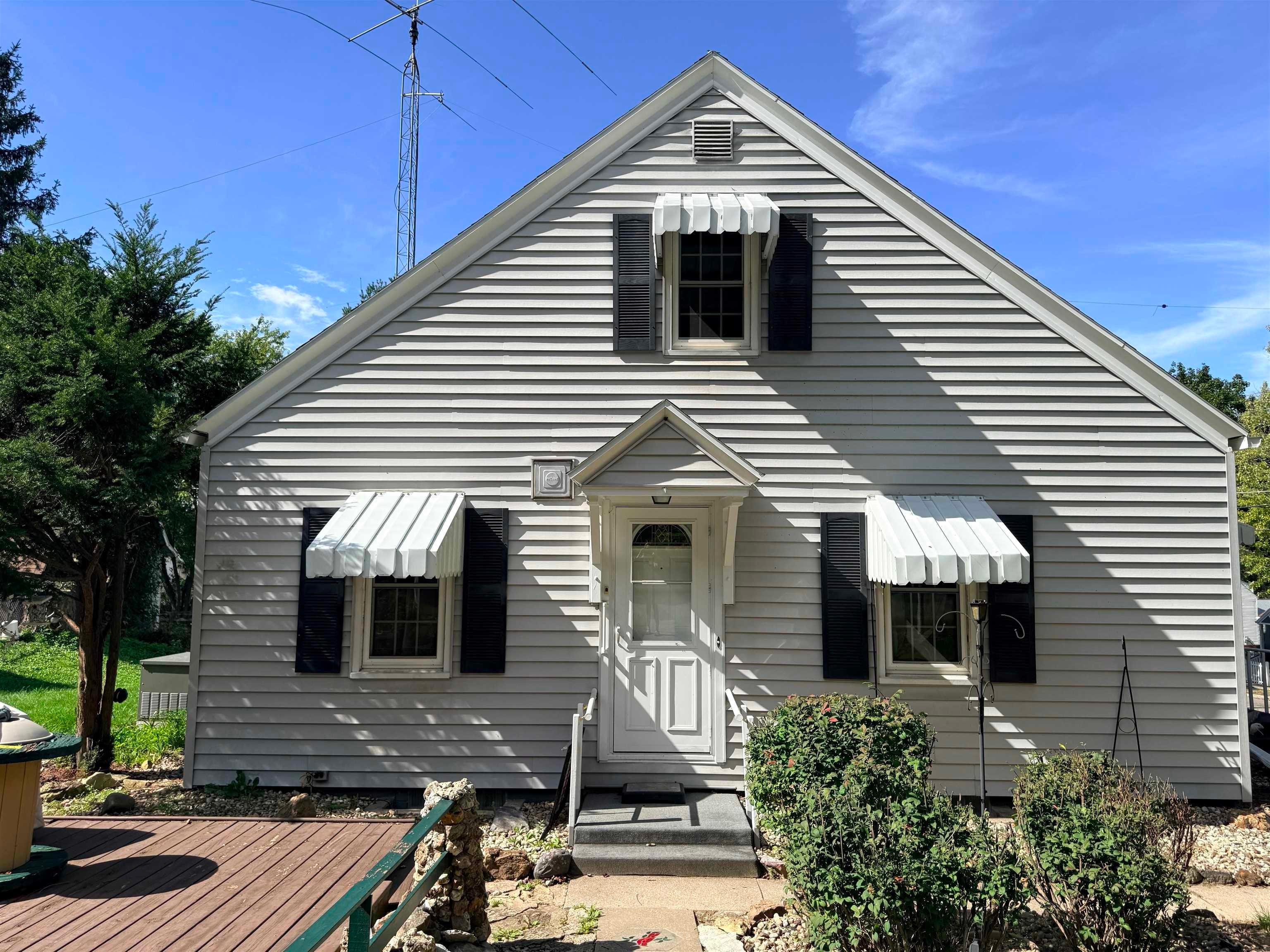 591 E 4th Street