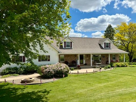 Photo of 420 Front Street, Bloomington, WI 53804 (MLS # 2013130)