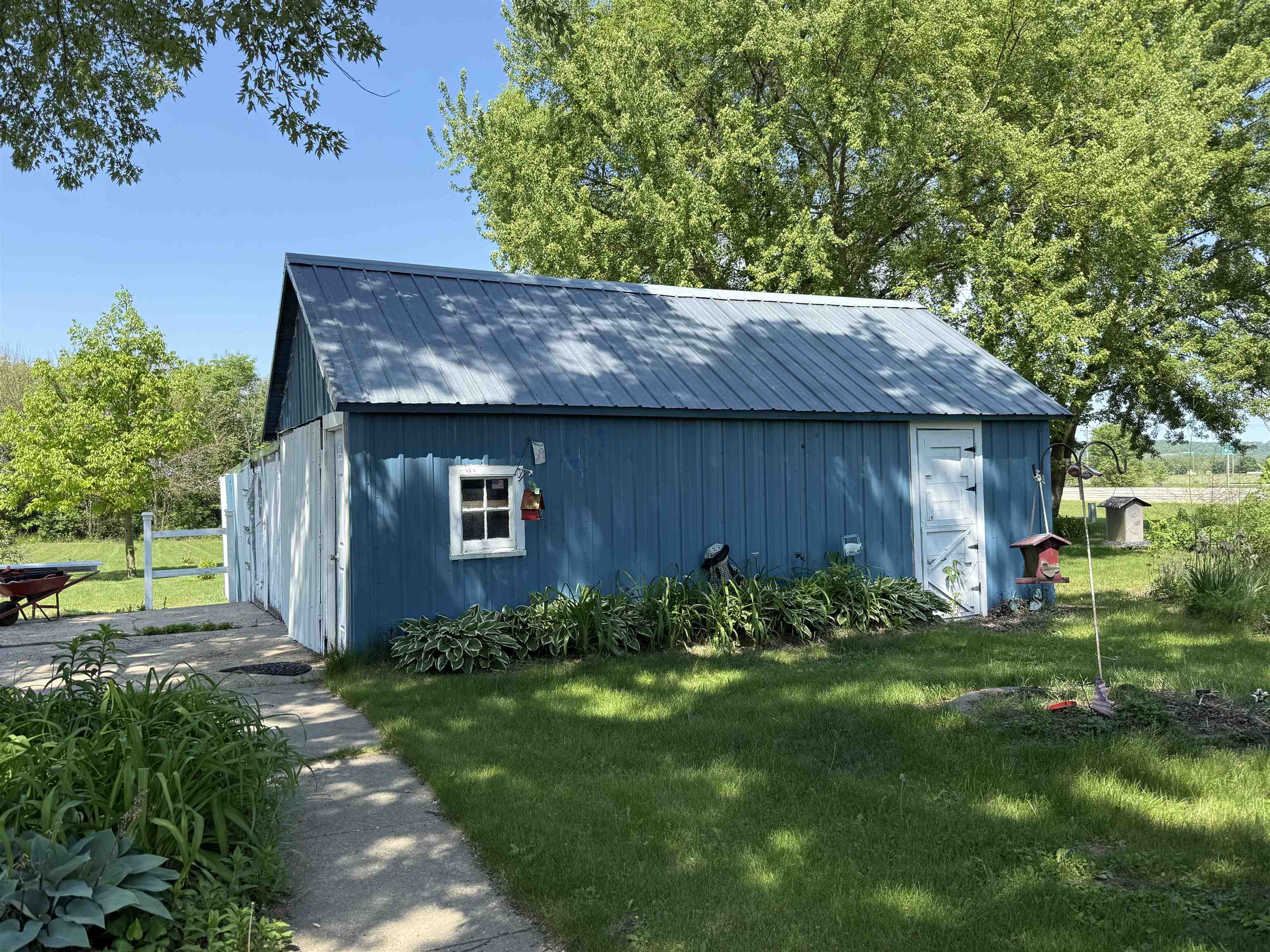 100 N Patten Street - Photo 4