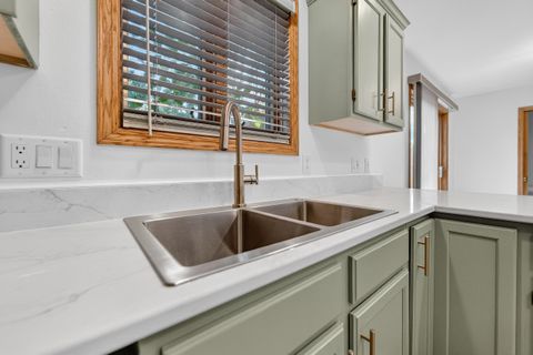 Tiny photo for 809 Southbound Drive, DeForest, WI 53532 (MLS # 2013442)