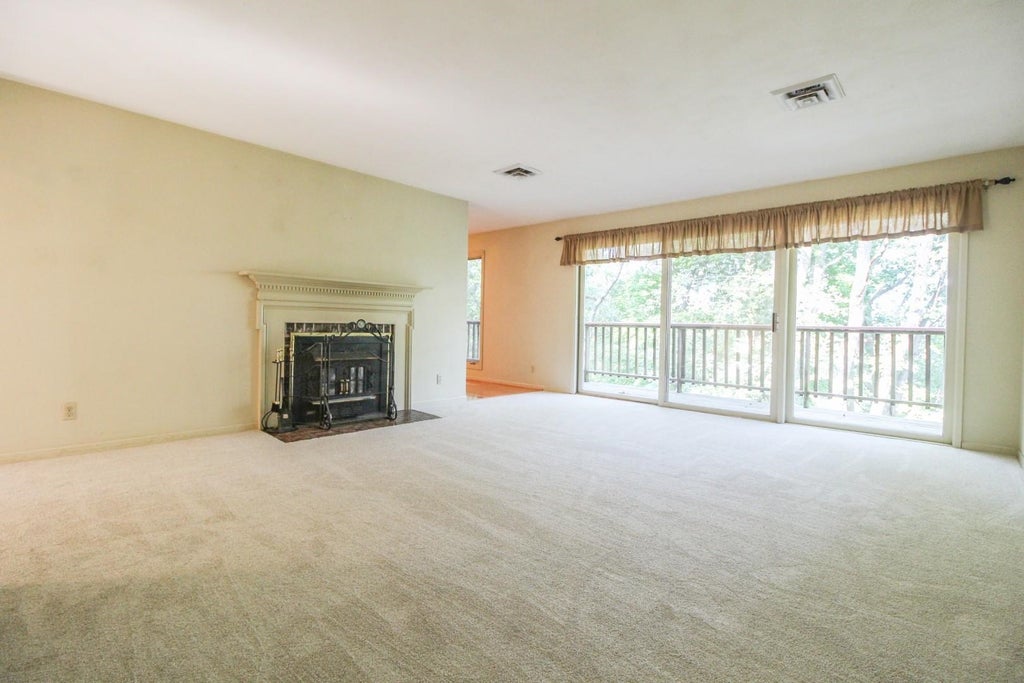 828237838 Real Estate Search