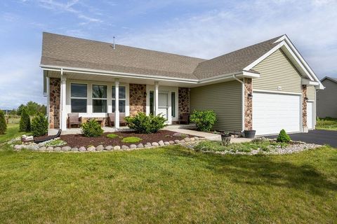 Photo of N8834 Hannah Road, Belleville, WI 53508 (MLS # 2023760)