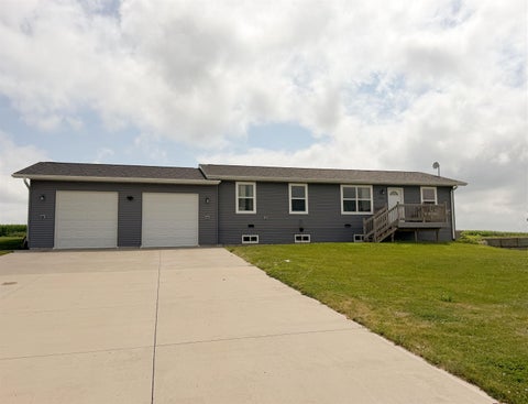 Photo of 516 Marilyn Drive, Cobb, WI 53526 (MLS # 2029513)