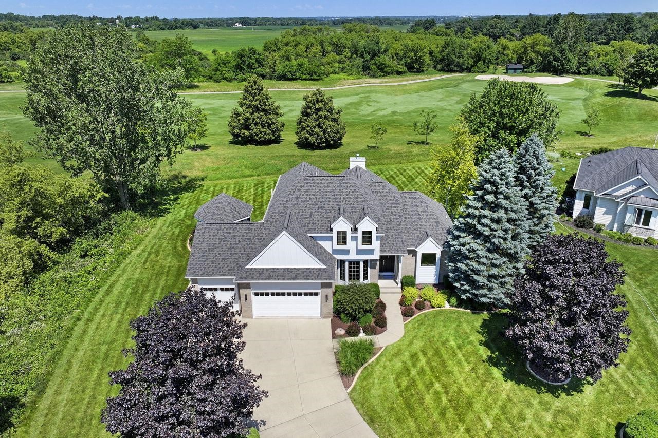 Photo 1 of 51 — 1570 Fairway Court 16-19, Lake Geneva, WI 53147